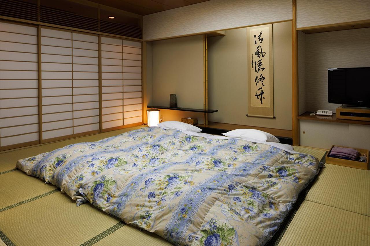 Yumoto Fujiya Hotel Hakone Exterior photo